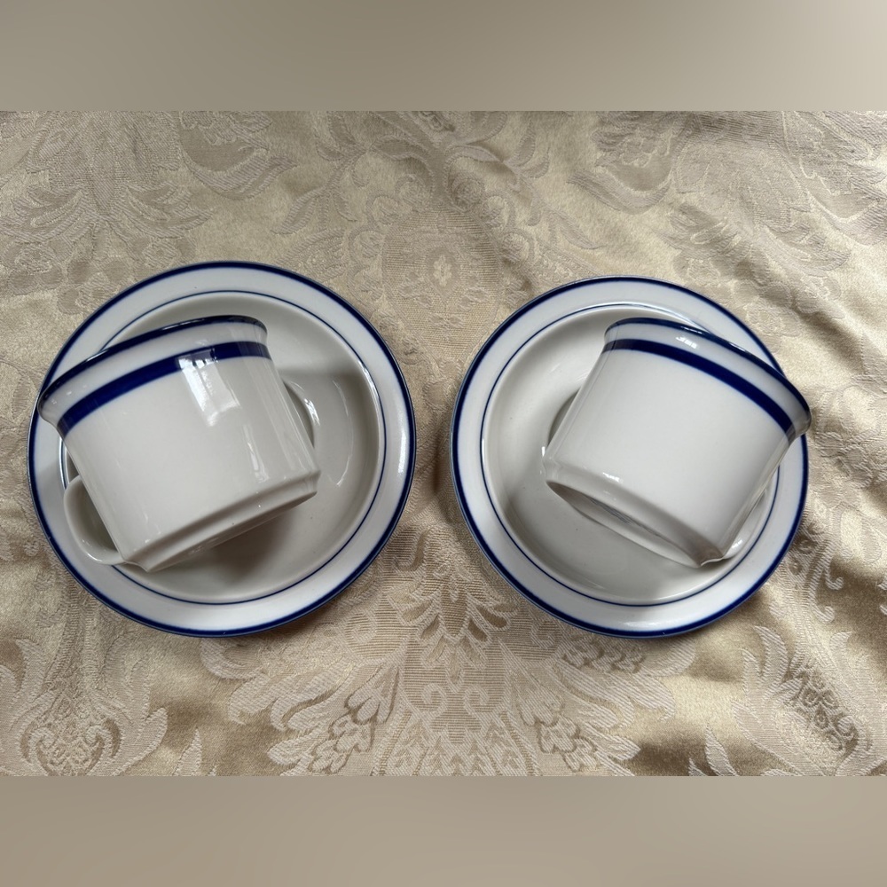 Elegance II Collection Mariner Blue Set of 2 Cups and 2 Saucers